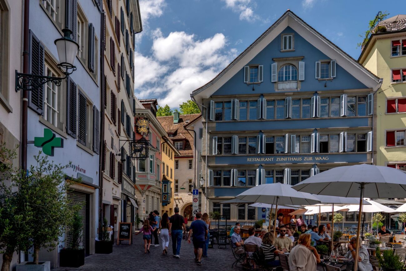 Kann man einen Matratzenbezug waschen? Anleitung, Pflege und Hinweise zur Reinigung